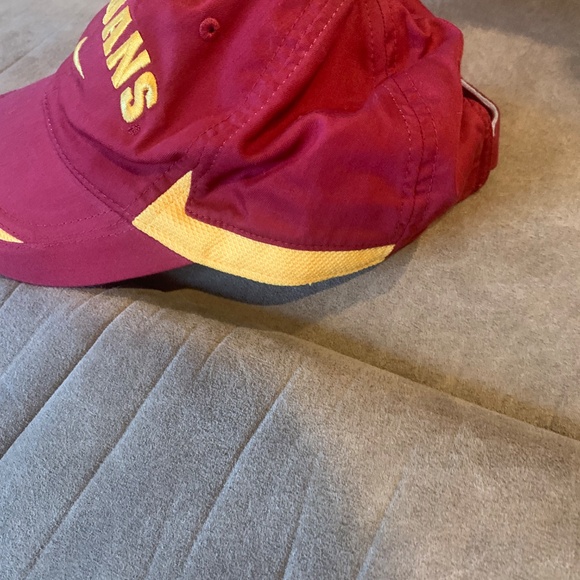 Nike Team Maroon/Yellow USC Trojans Hat - Picture 2 of 4